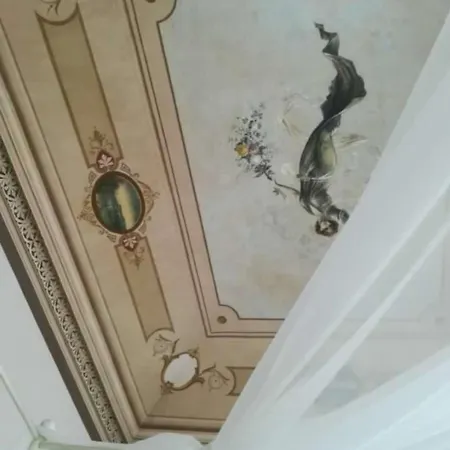 Piccolo Borgo Antico *